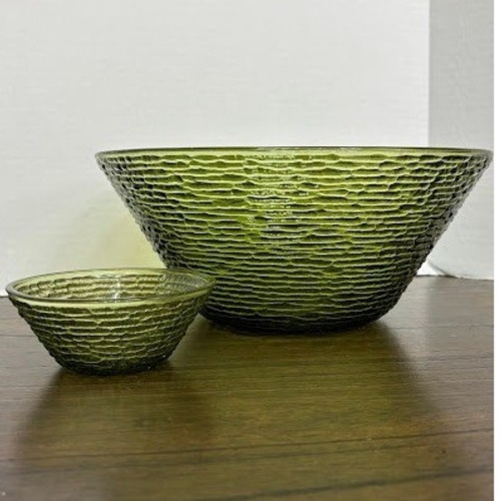 Vintage Anchor Hocking Soreno Green Textured Glass Serving Bowl Set MCM 2pc